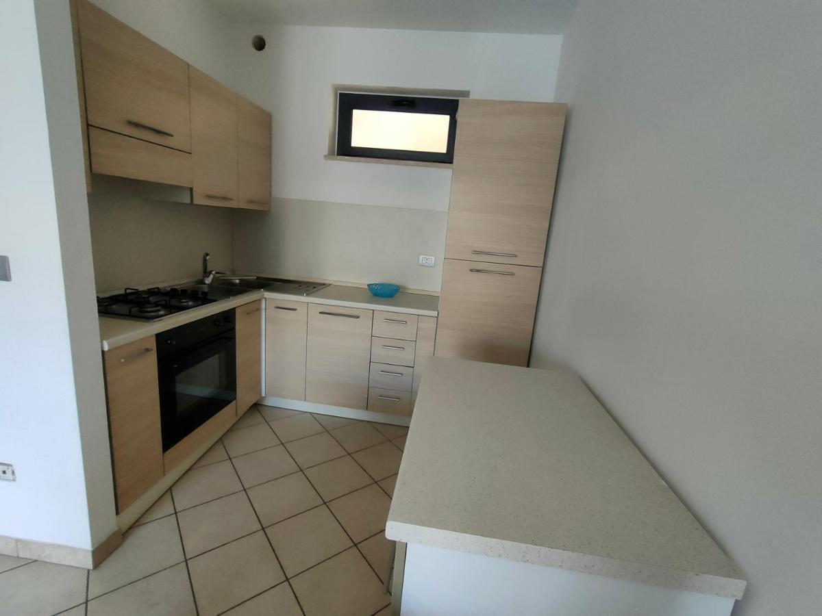 Appartamento Con Piscina Green Bay Village Пинето Экстерьер фото